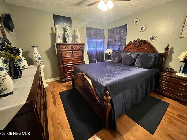 948 Slippery Log Road, Whiteville, NC 28472