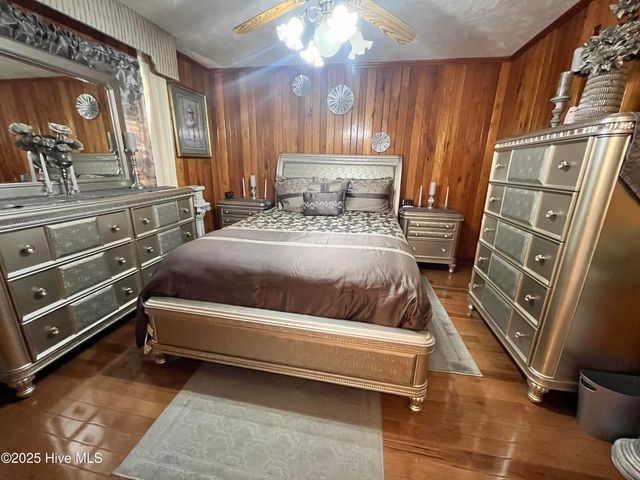 948 Slippery Log Road, Whiteville, NC 28472