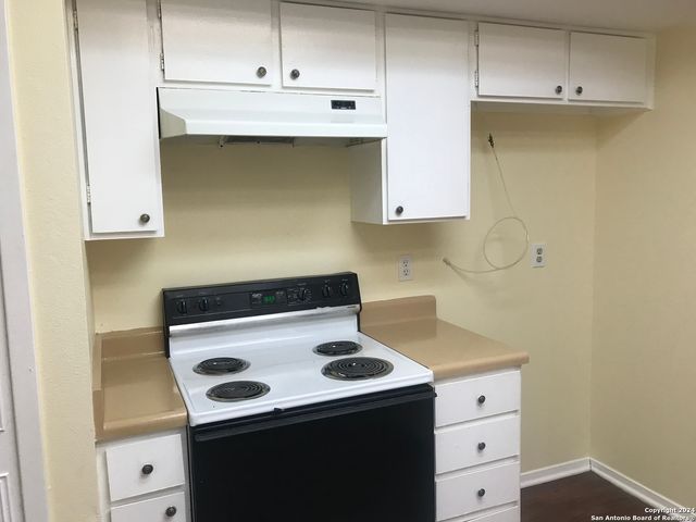 7919 Deep Forest, San Antonio, TX 78239