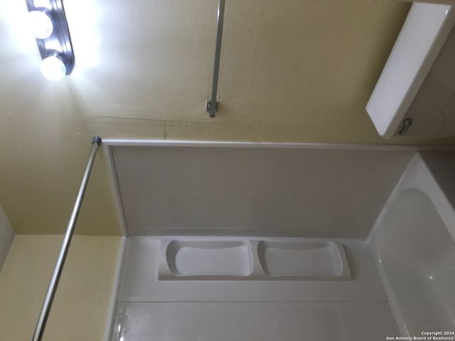 7919 Deep Forest, San Antonio, TX 78239