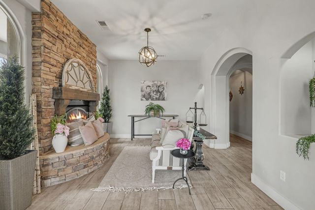 9115 Camino Etereo NE, Albuquerque, NM 87122