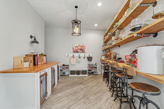 9115 Camino Etereo NE, Albuquerque, NM 87122
