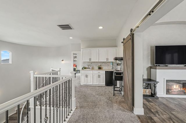 9115 Camino Etereo NE, Albuquerque, NM 87122
