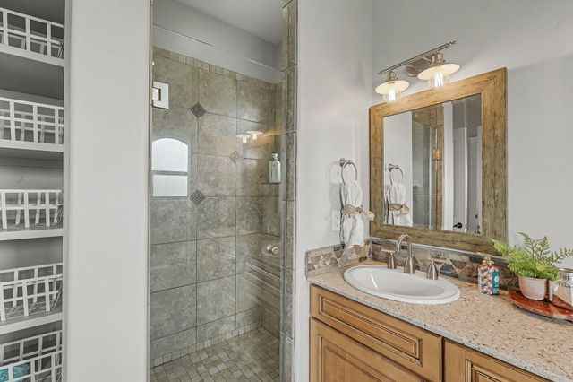 9115 Camino Etereo NE, Albuquerque, NM 87122