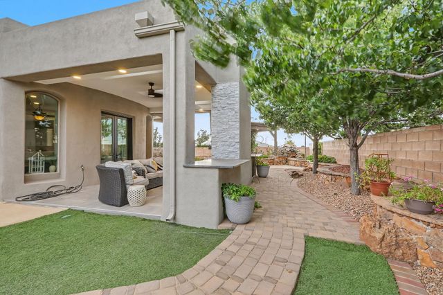9115 Camino Etereo NE, Albuquerque, NM 87122