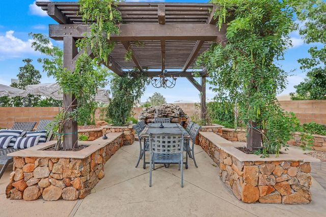 9115 Camino Etereo NE, Albuquerque, NM 87122