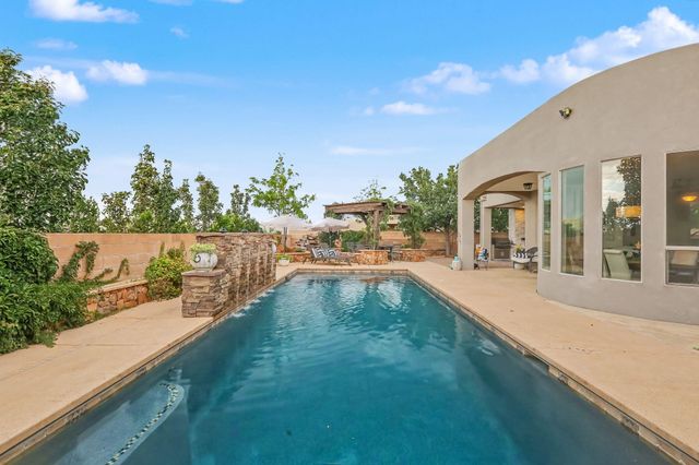 9115 Camino Etereo NE, Albuquerque, NM 87122