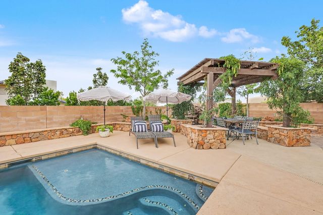 9115 Camino Etereo NE, Albuquerque, NM 87122