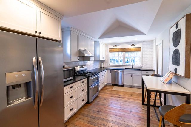 N6911 Lafayette LANE, Elkhorn, WI 53121