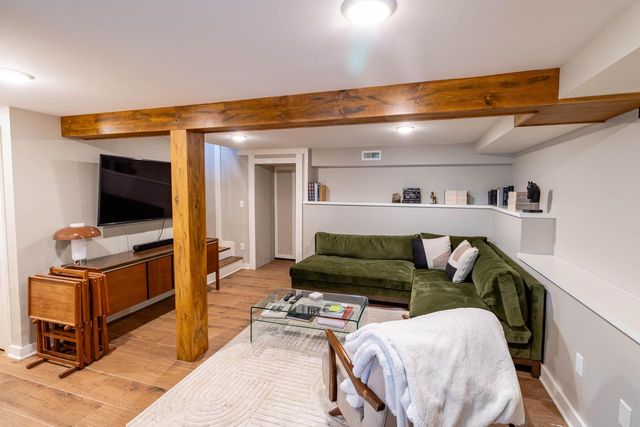 N6911 Lafayette LANE, Elkhorn, WI 53121