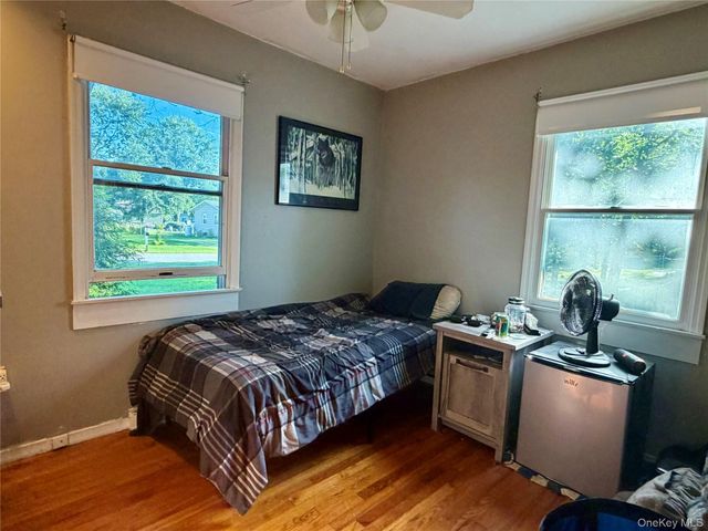9 Ash Lane, Hyde Park, NY 12538