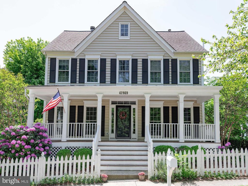 42869 NASHUA ST, Ashburn, VA 20147