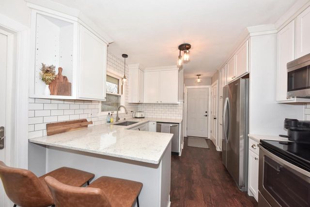 1566 Scott ROAD, Port Washington, WI 53074