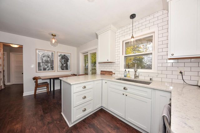 1566 Scott ROAD, Port Washington, WI 53074