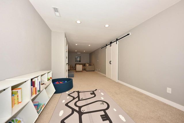 1566 Scott ROAD, Port Washington, WI 53074