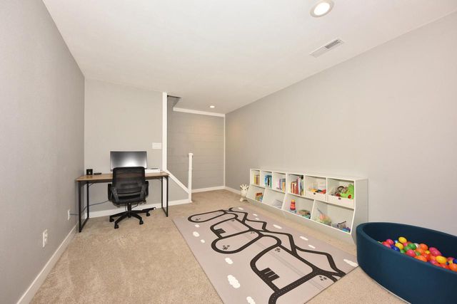 1566 Scott ROAD, Port Washington, WI 53074