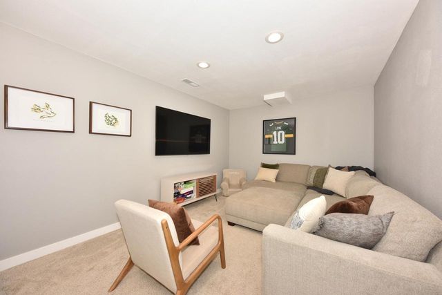 1566 Scott ROAD, Port Washington, WI 53074