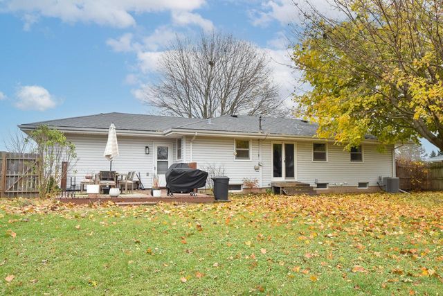 1566 Scott ROAD, Port Washington, WI 53074