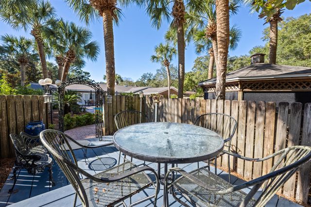 1553 Pine Street, Niceville, FL 32578