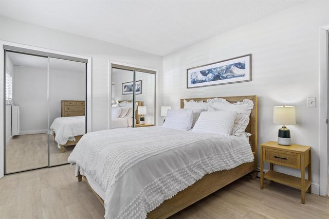 139 Sunrise Avenue 102, Palm Beach, FL 33480