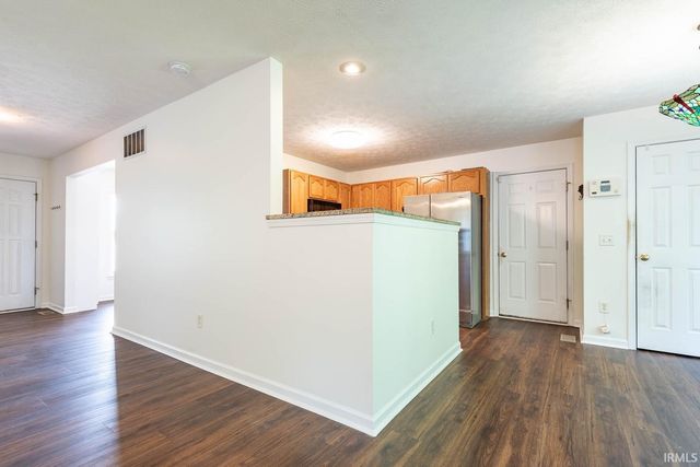 4777 N White River Drive, Bloomington, IN 47404