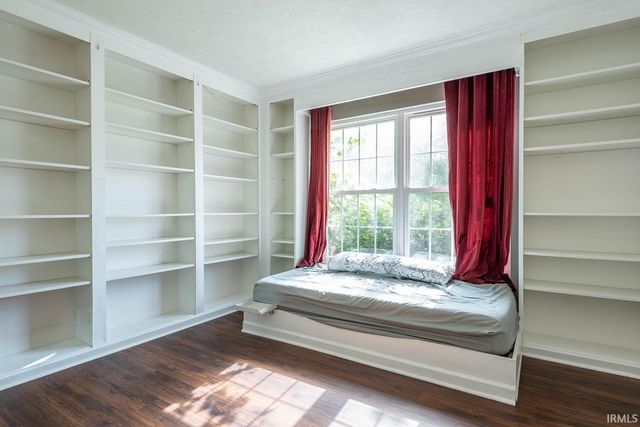 4777 N White River Drive, Bloomington, IN 47404
