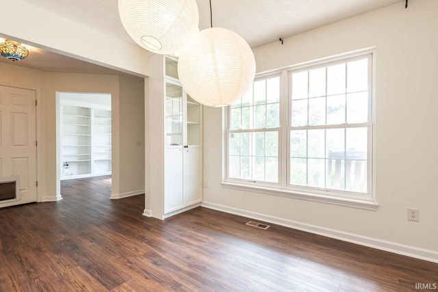 4777 N White River Drive, Bloomington, IN 47404