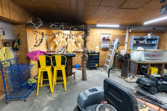 1711 N Ash Street, Nevada, MO 64772