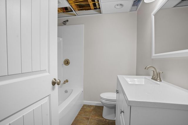 37 Holden St, Coventry, RI 02816