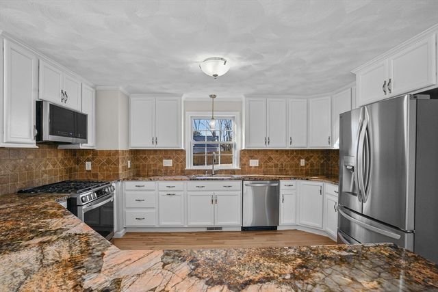 37 Holden St, Coventry, RI 02816