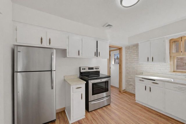 5136 N 69th STREET, Milwaukee, WI 53218