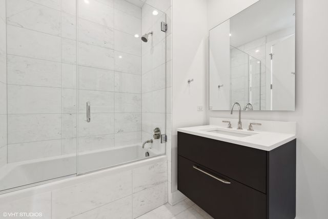 403 N Wabash Avenue 14A, Chicago, IL 60611