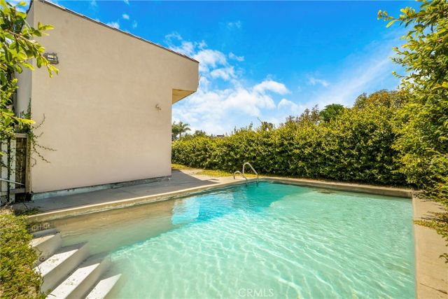 3837 Sherview, Sherman Oaks, CA 91403