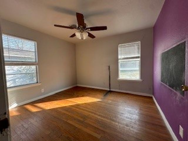 208 Bagin Street, Whitesboro, TX 76273