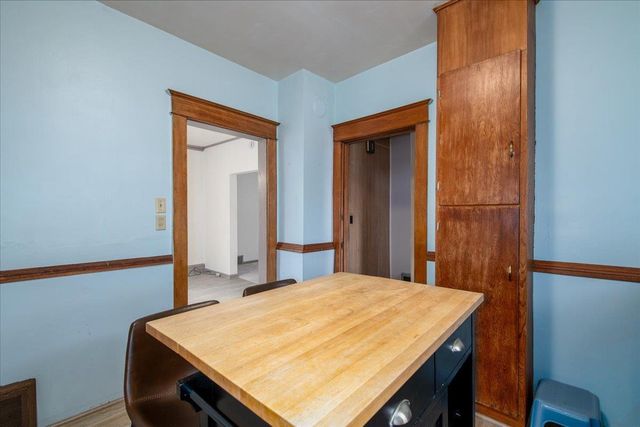 812 POWERS STREET, Oshkosh, WI 54901