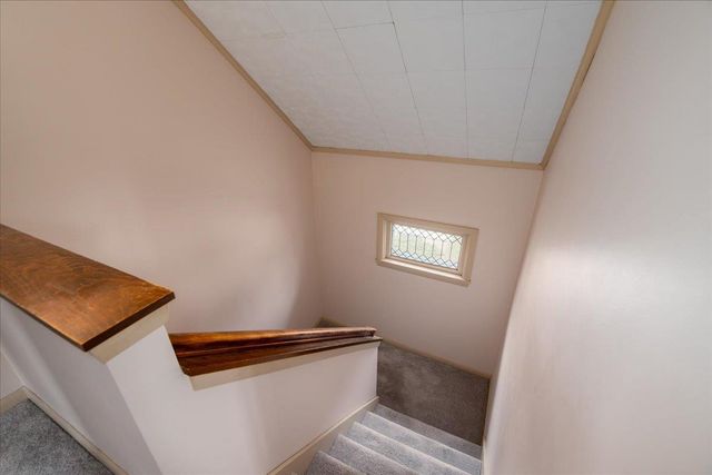 812 POWERS STREET, Oshkosh, WI 54901