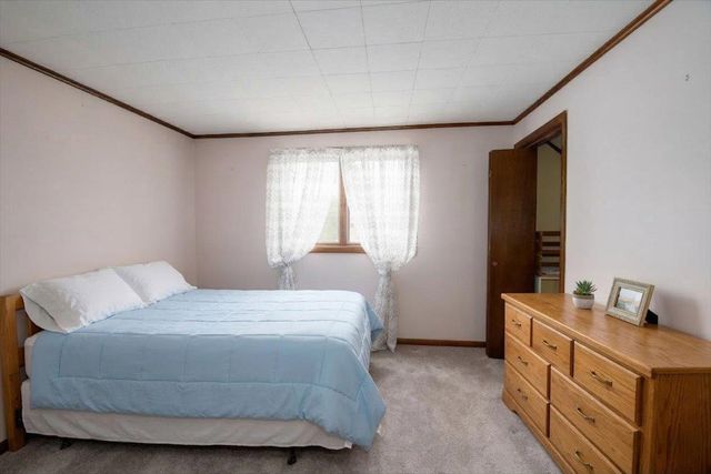 812 POWERS STREET, Oshkosh, WI 54901