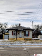 425 N 19th Street, Beatrice, NE 68310
