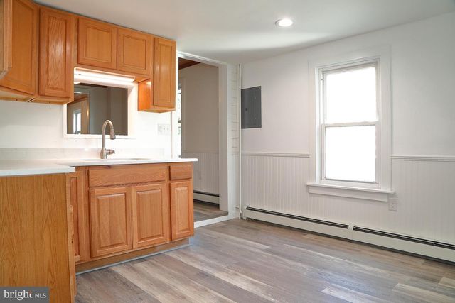 157 S WOLF ST, Manheim, PA 17545