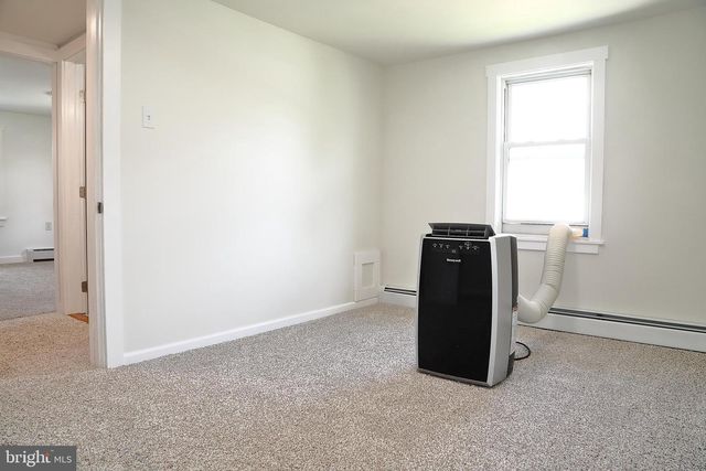 157 S WOLF ST, Manheim, PA 17545