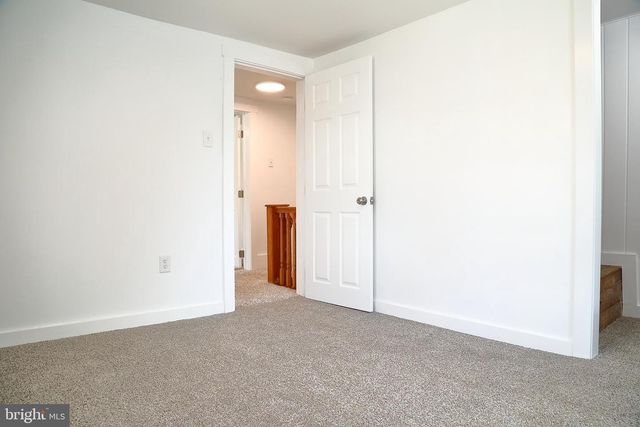 157 S WOLF ST, Manheim, PA 17545