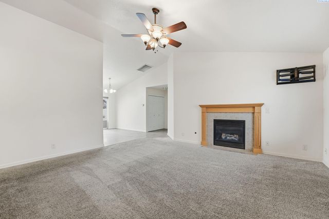 4010 S Palouse, Kennewick, WA 99337