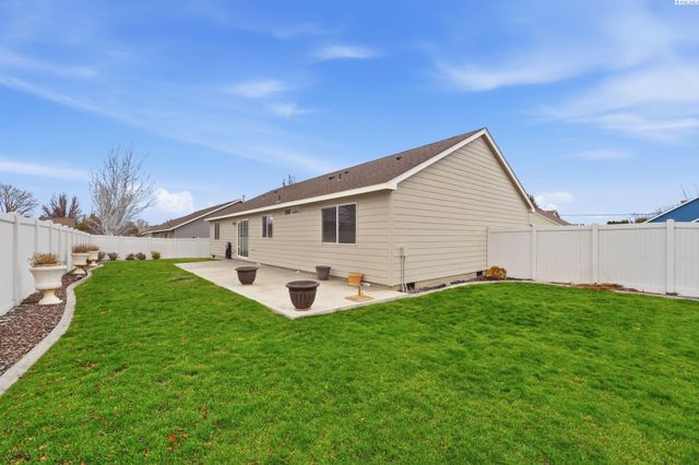 4010 S Palouse, Kennewick, WA 99337