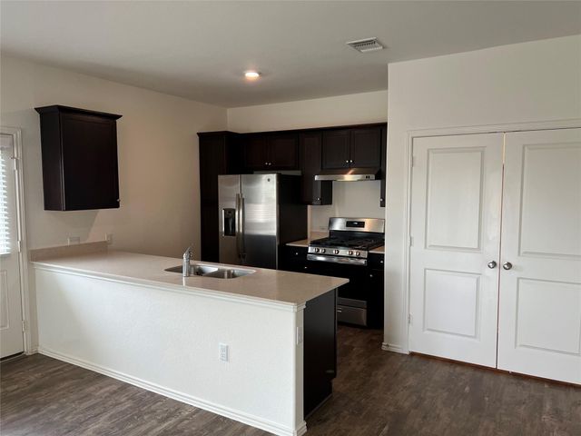 7501 Ivy Trellis TRL, Del Valle, TX 78617