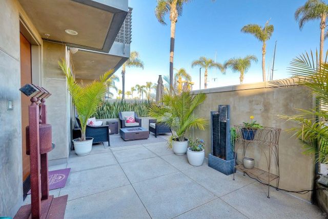 1052 Anchorage Ln, San Diego, CA 92106