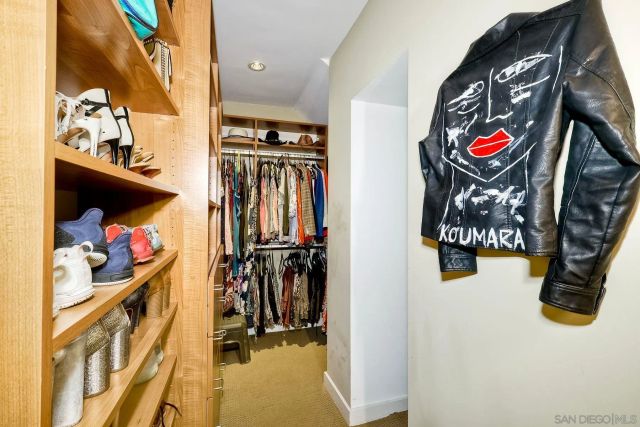 1052 Anchorage Ln, San Diego, CA 92106
