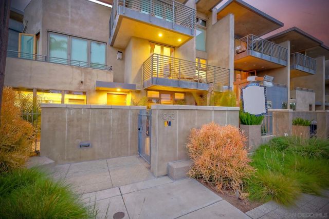 1052 Anchorage Ln, San Diego, CA 92106
