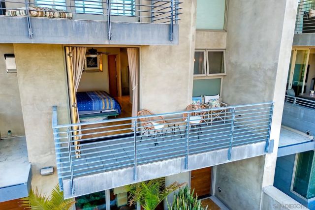 1052 Anchorage Ln, San Diego, CA 92106