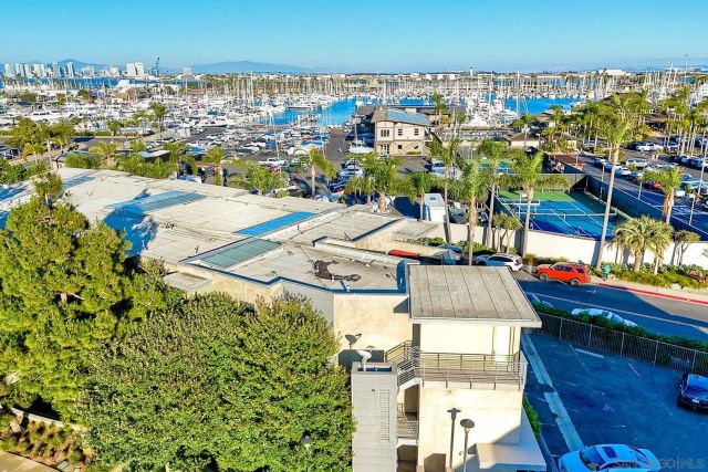 1052 Anchorage Ln, San Diego, CA 92106