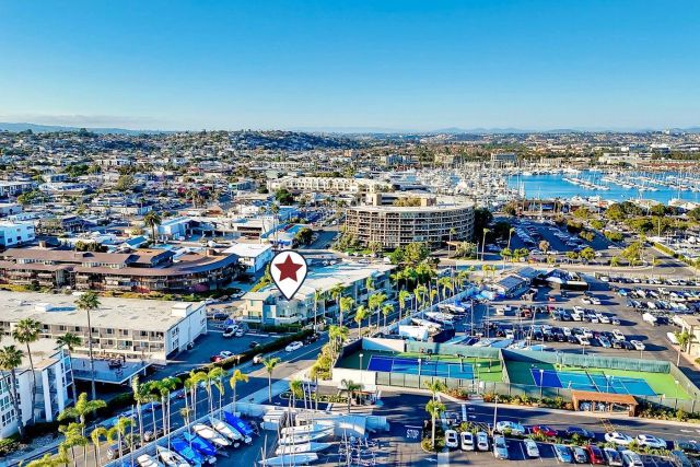 1052 Anchorage Ln, San Diego, CA 92106